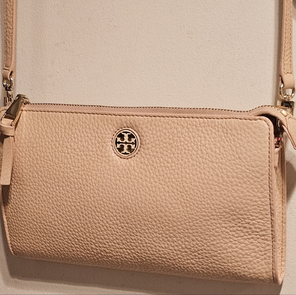 Tory Burch Handbags - Tory Burch Pebbled Leather Blush Pink Crossbody Bag